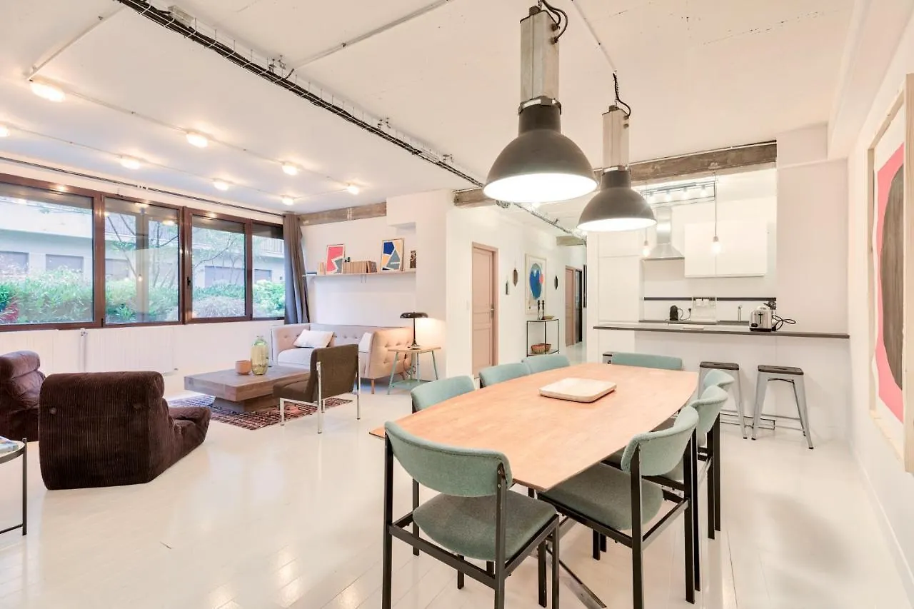 Artist And Design Loft - 10 Guests - 5 Min From Metro דירה פריז